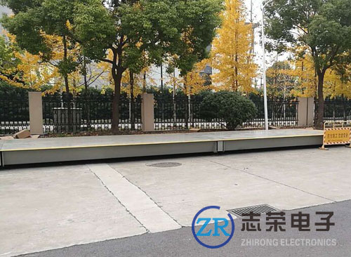 3月8日江蘇鼎鑫建造工程采購(gòu)1臺(tái)工地用3x12米80噸地磅(采用數(shù)字式傳感器)